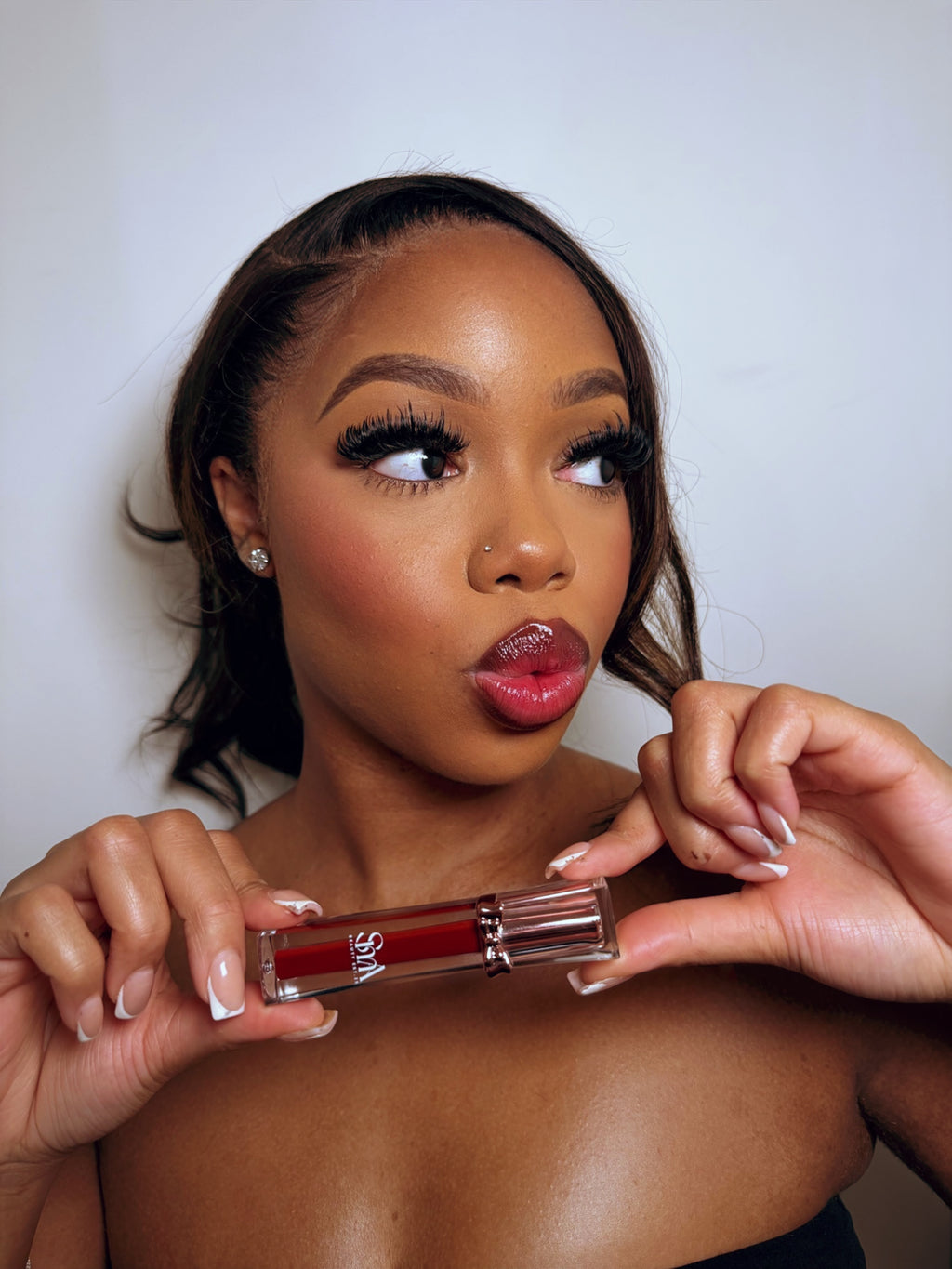 High- Shine Lip Gloss (After Hours)