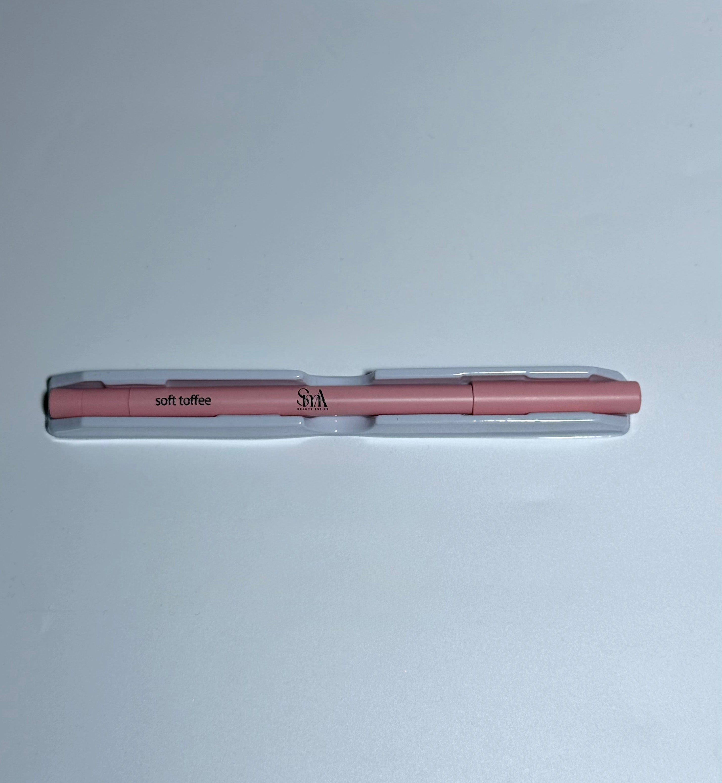 Smudge-proof Lip liner (Soft Toffee)